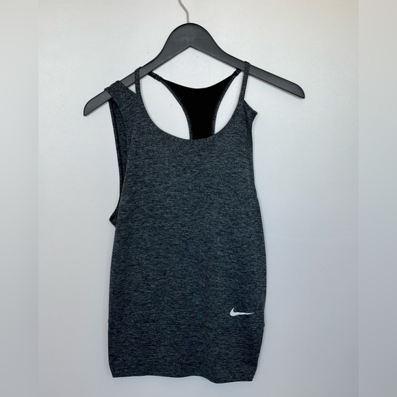 WOMEN’S - NIKE TOP - BLACK & GRAY - Picture 1 of 2